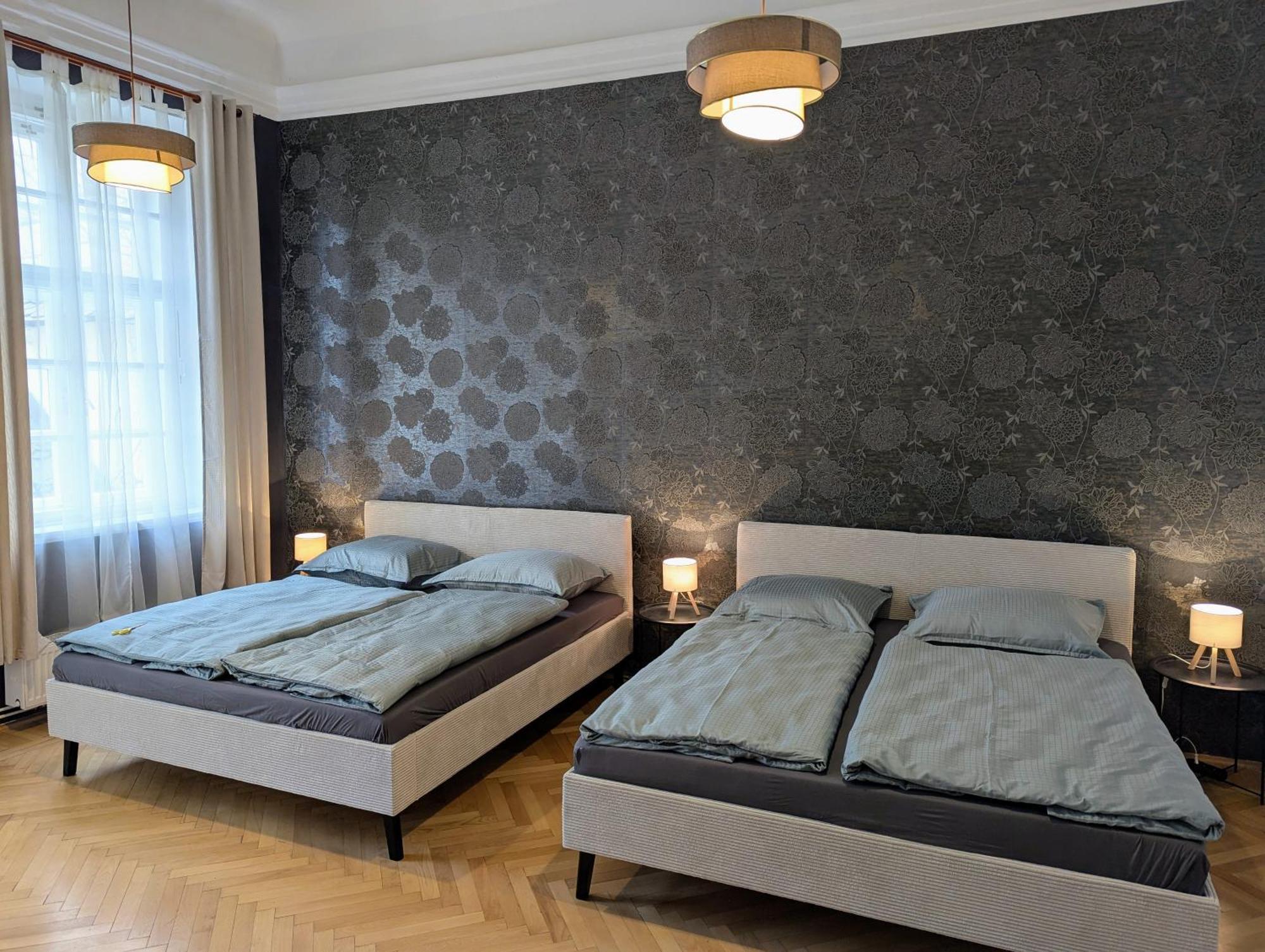 Apartments Tynska 7 Prague Extérieur photo