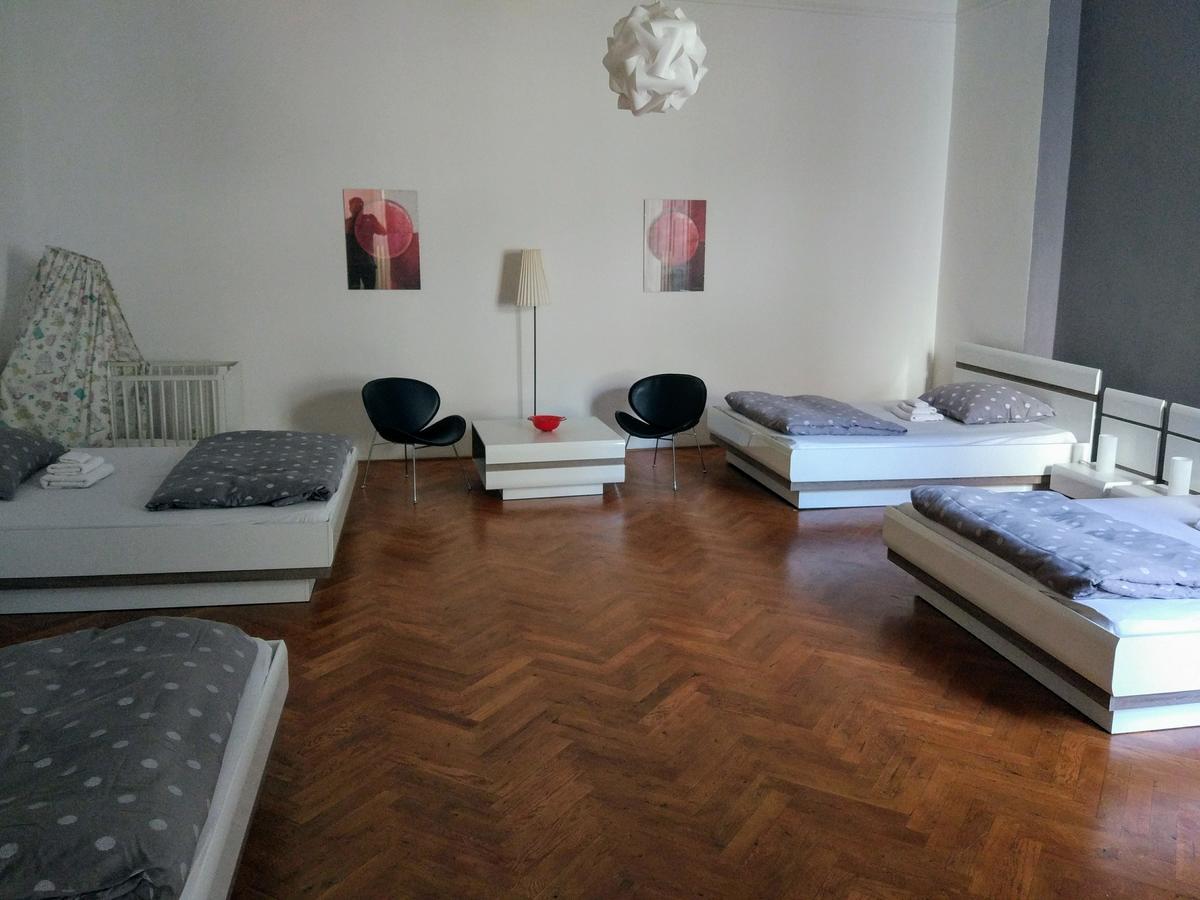 Apartments Tynska 7 Prague Extérieur photo
