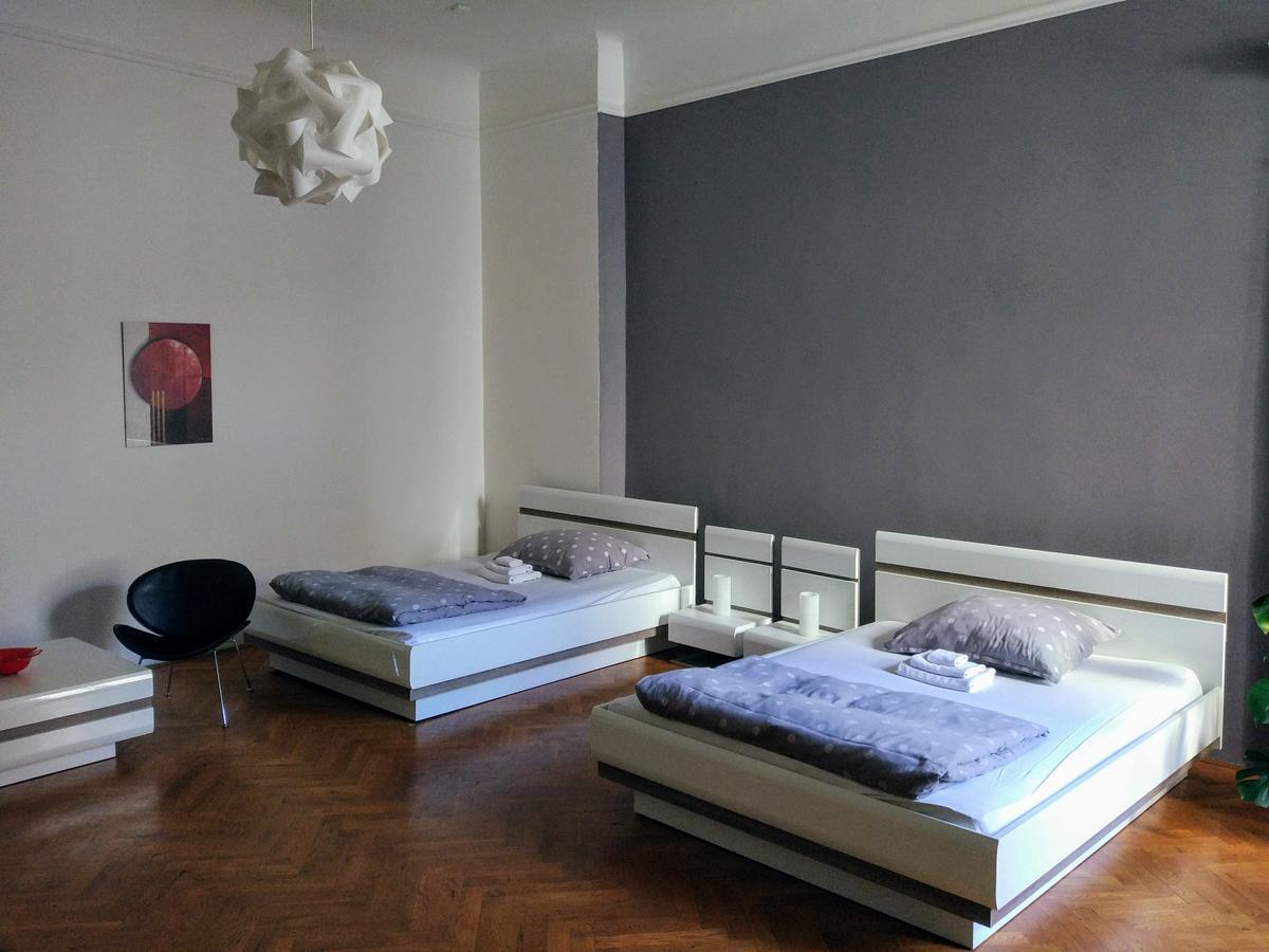 Apartments Tynska 7 Prague Extérieur photo